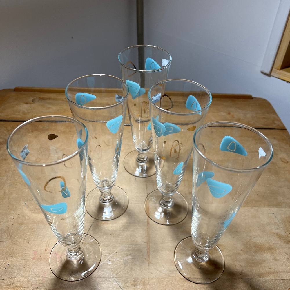 Atomic Amoeba Boomerang Turquoise Footed Glasses